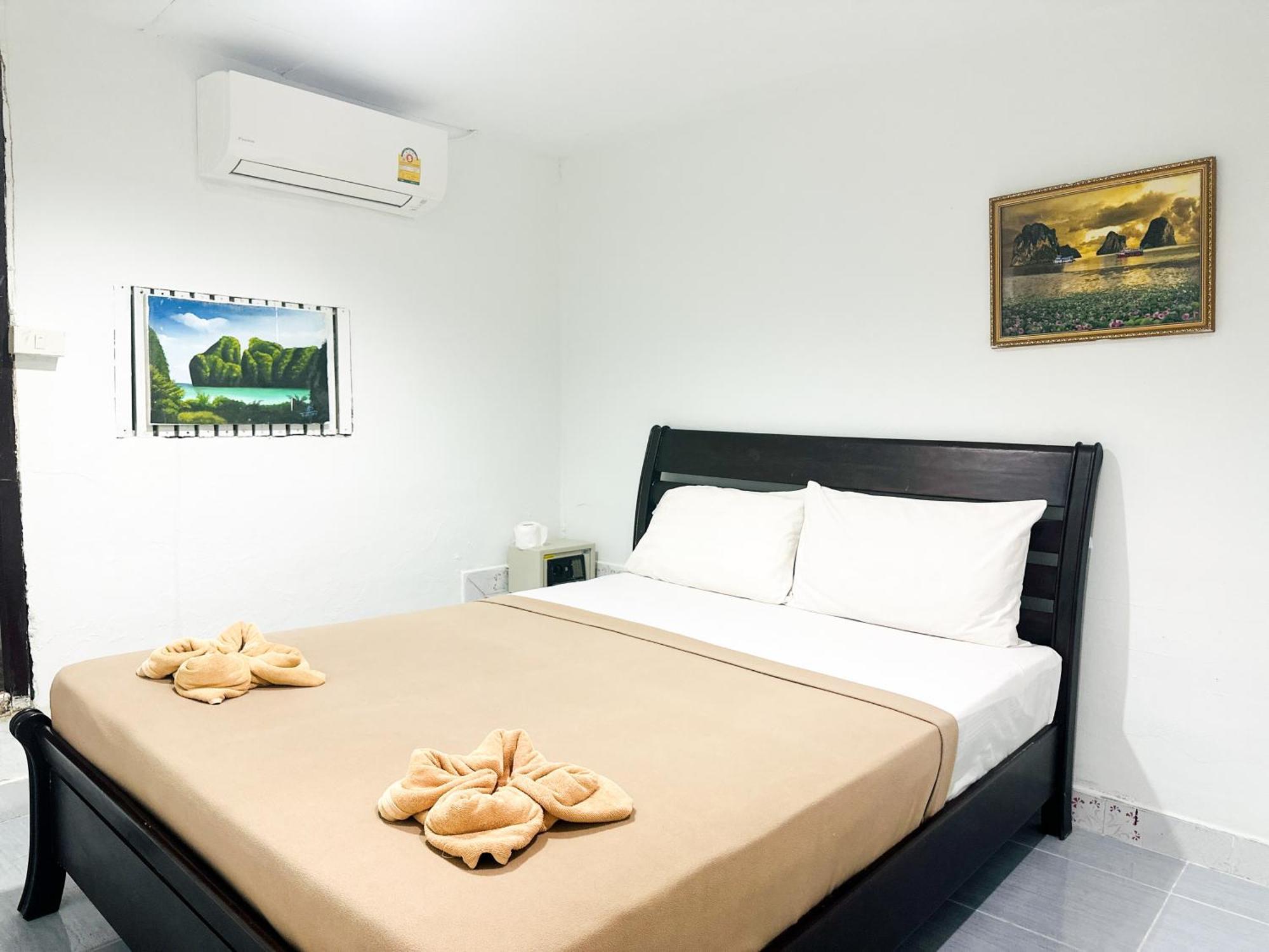 Bang Sit Guest House Phi Phi Don Exterior foto